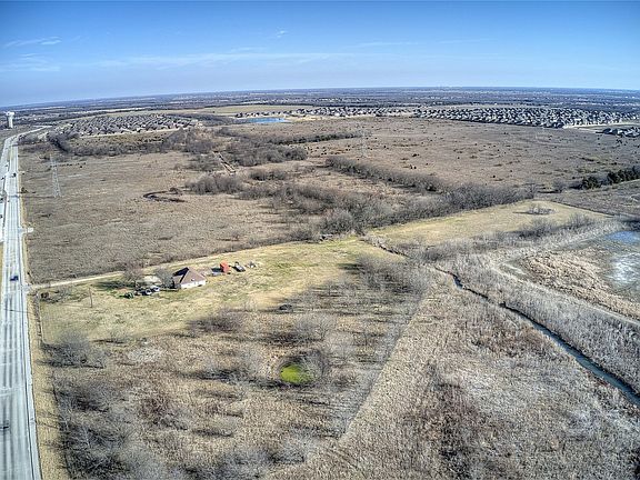 3rd image of 5901 Fm 2642 Blvd
