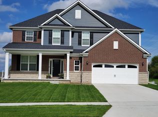 51914 Torbay Dr, Lyon Township, MI 48167