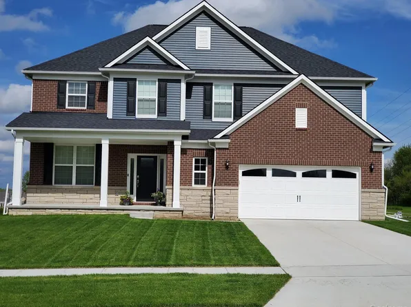 51914 Torbay Dr, Lyon Township, MI 48167