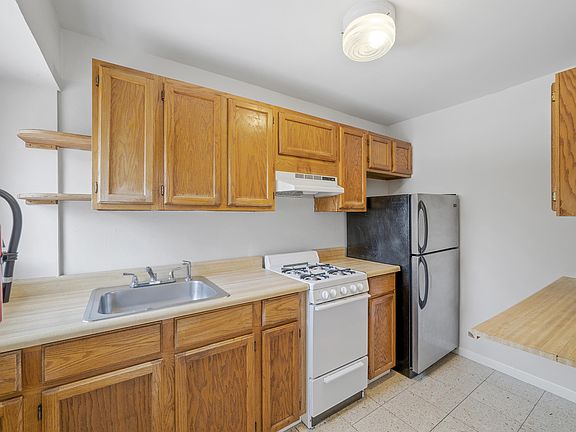 2nd image of 407 Cinnaminson Ave #14621109