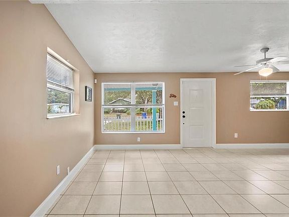 4th image of 3812 Papai Dr