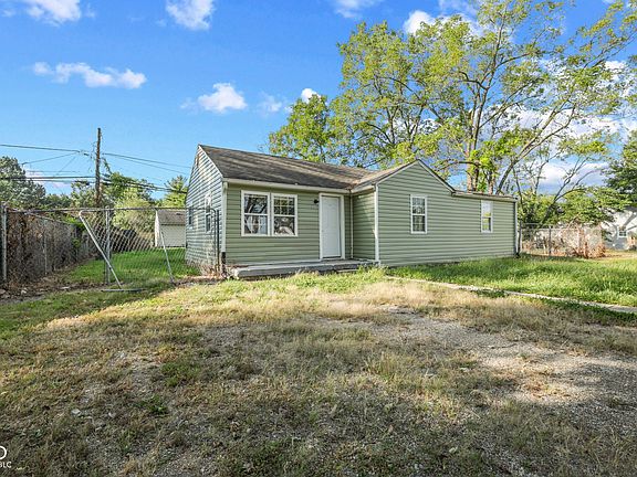 2nd image of 4705 Prospect St