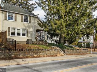 530 E Manoa Rd, Havertown, PA 19083