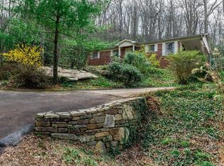 100 Harmony Ln, Hendersonville, NC 28791