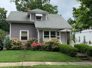 6 Maple St, Pittsford, NY 14534