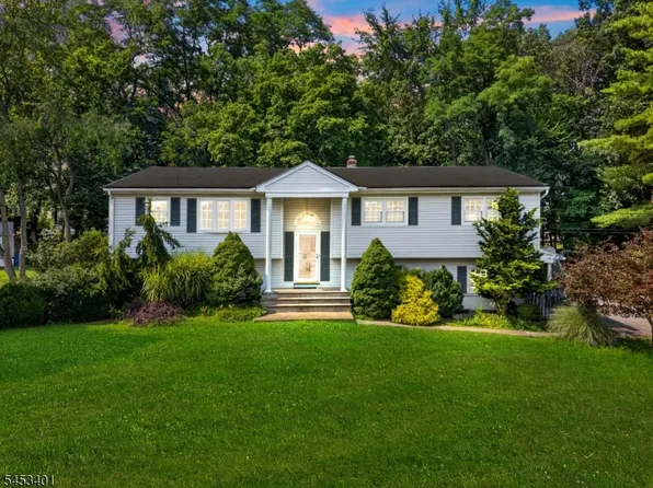 13 Friar Way, Wayne Twp., NJ 07470