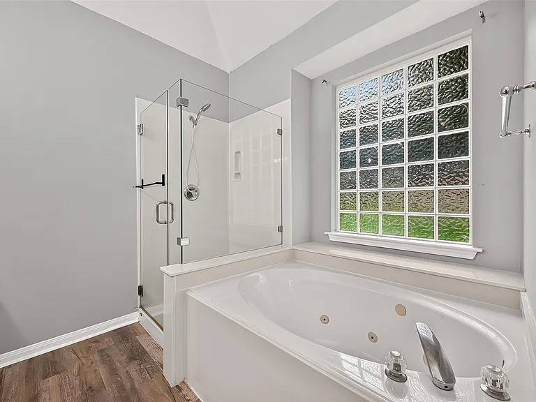 14531 Chestnut Falls Dr — Photo 30