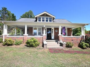 816 Berry Ave SE, Valdese, NC 28690