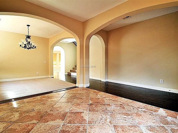 4th image of 543 Cala Morlanda St