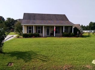 406 Rivenbark Town Rd, Wallace, NC 28466