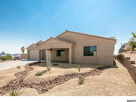 3rd image of 4065 Highlander Ave