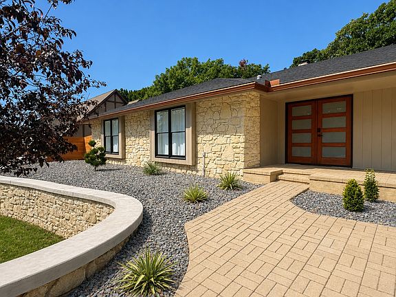 2nd image of 7310 S College Pl