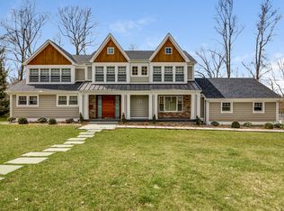 121 Penwood Dr, New Providence, NJ 07974