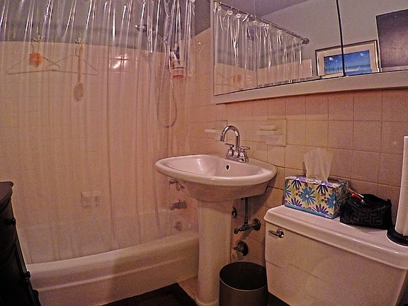2nd image of 1966 Newbold Ave APT 206