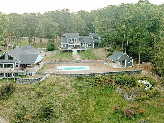 3rd image of 265 West Hill Road
