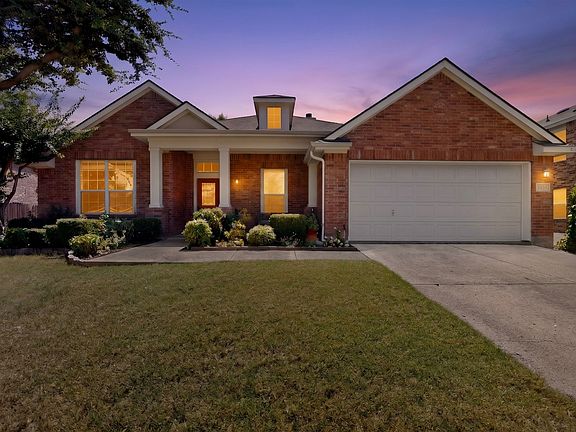 2nd image of 1635 Luckenbach Dr