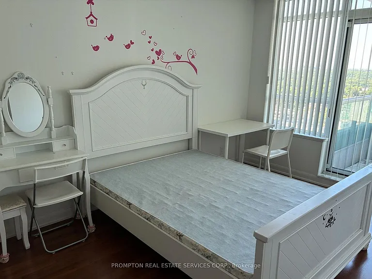 17 Anndale Dr #2302 — Photo 4