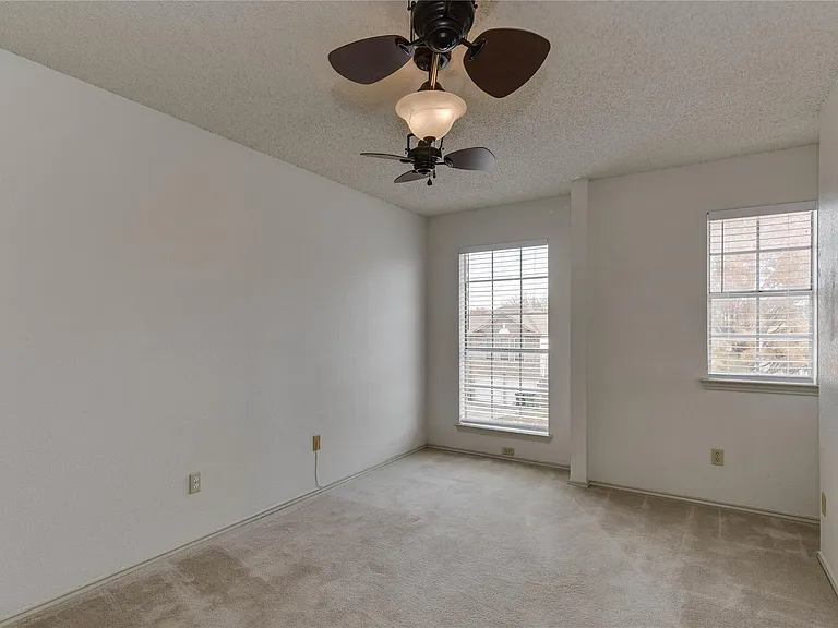 13210 Marrero Dr — Photo 22