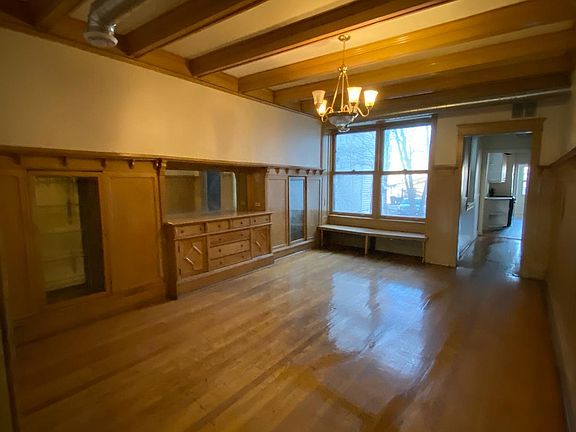 3rd image of 5012 S Michigan Ave APT 1