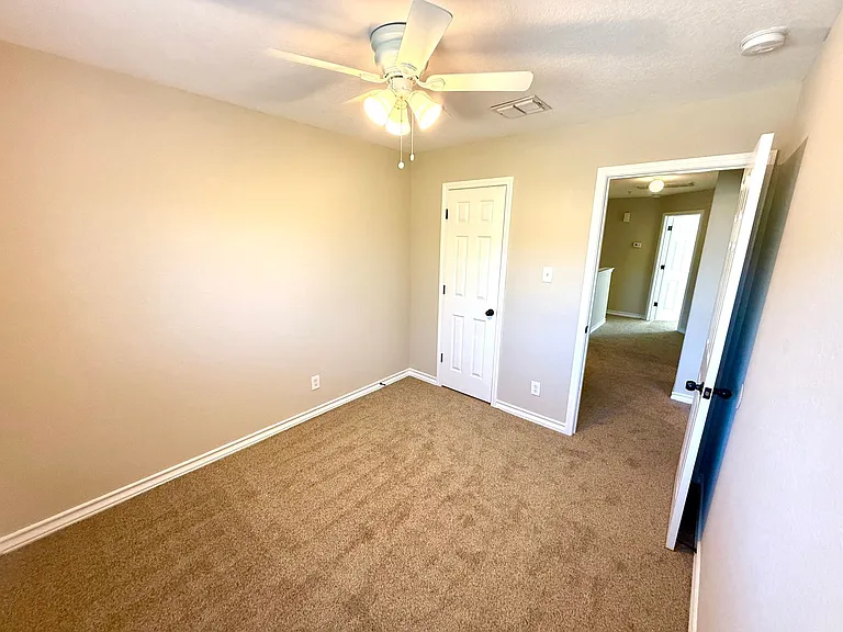 6406 Attucks Ln — Photo 17