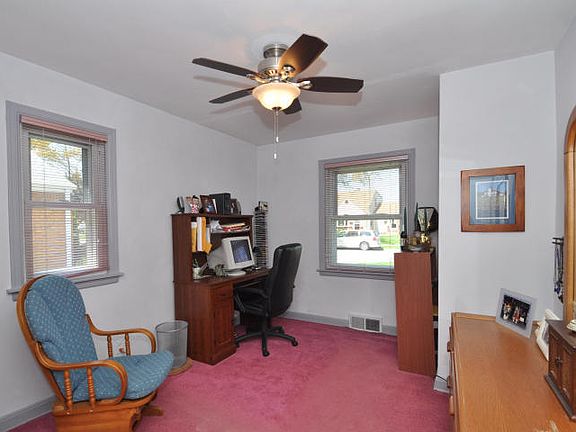 4th image of 1417 E Van Beck Ave
