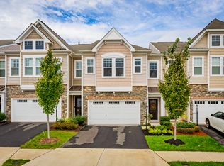 42310 Benfold Sq, Ashburn, VA 20148