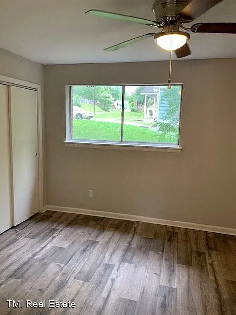 Uptown Stadium Apartments I — Photo 4