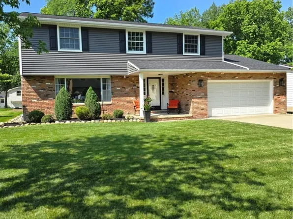 14501 Cherokee Trl, Middleburg Heights, OH 44130