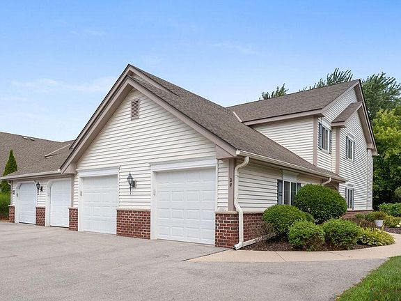 2nd image of 542 Pewaukee ROAD #H
