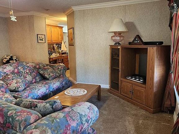 2nd image of 10529 Collinsville Martin Rd