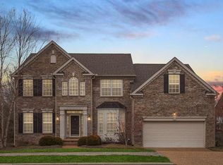 7168 Holt Run Dr, Nashville, TN 37211