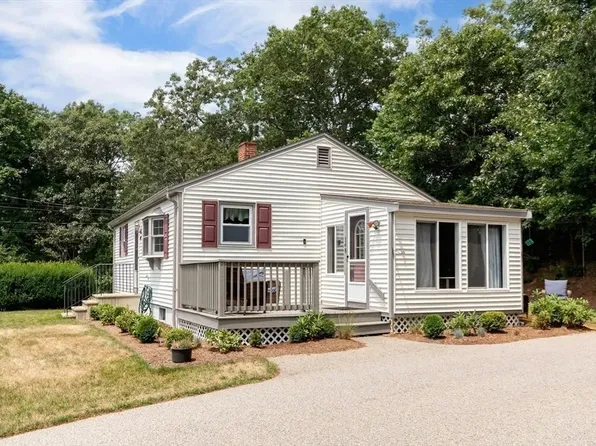 148 Billington St #1, Plymouth, MA 02360