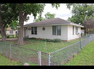 1104 N Broadway St, Ballinger, TX 76821