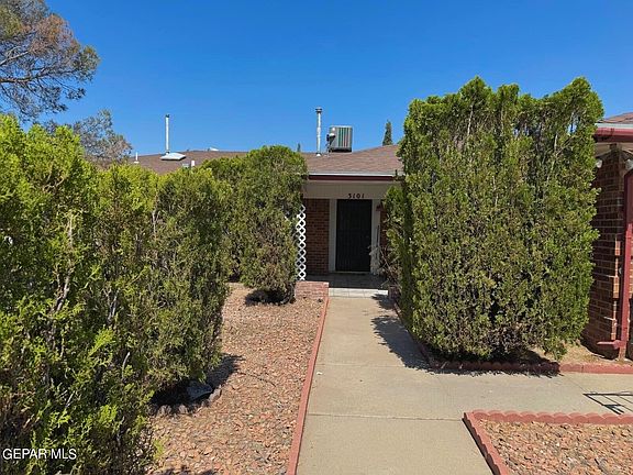 3rd image of 3101 Hector Dr