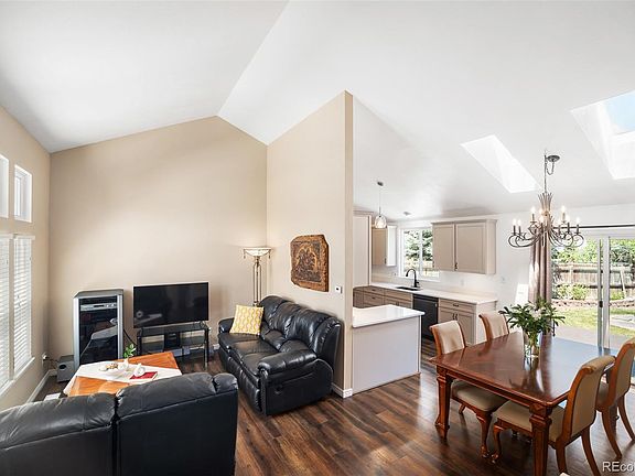 5th image of 13430 Jackson Place