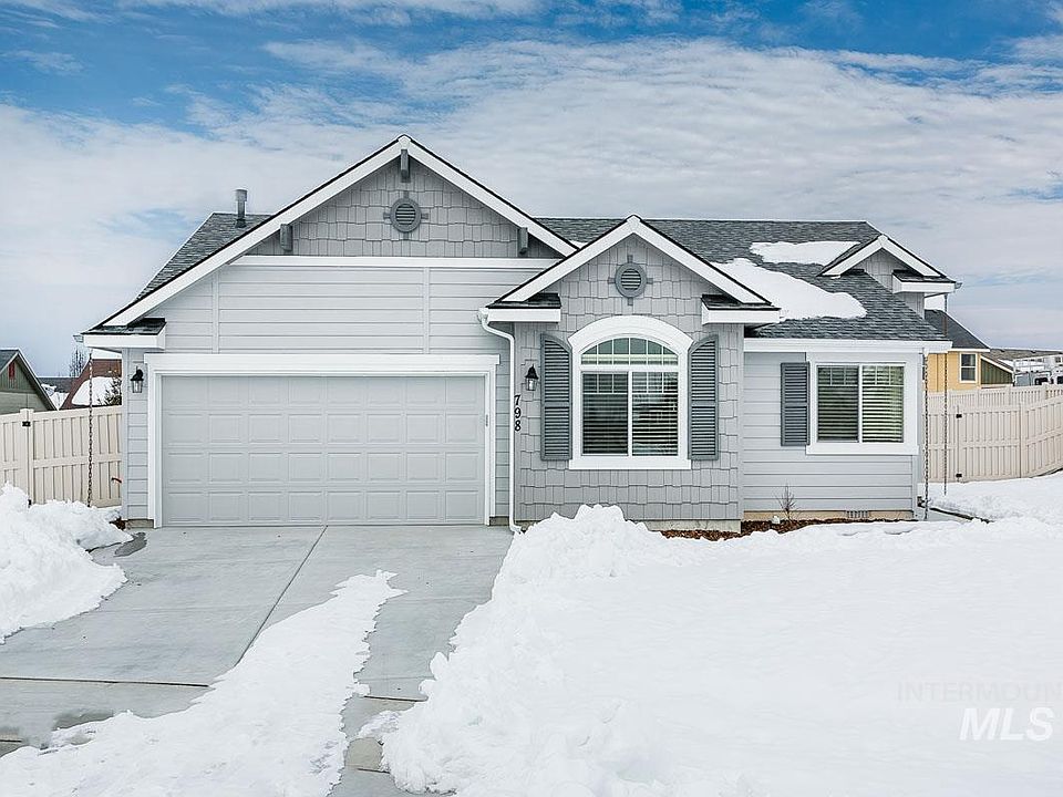 1st image of 798 Heritage Dr