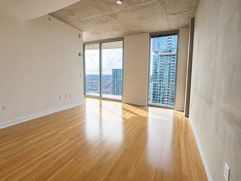 360 Nueces #2608 — Photo 9