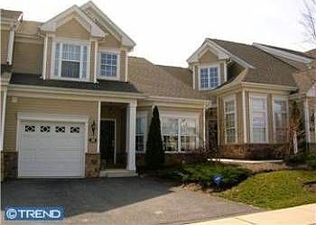 4th image of 15 Dresner Cir