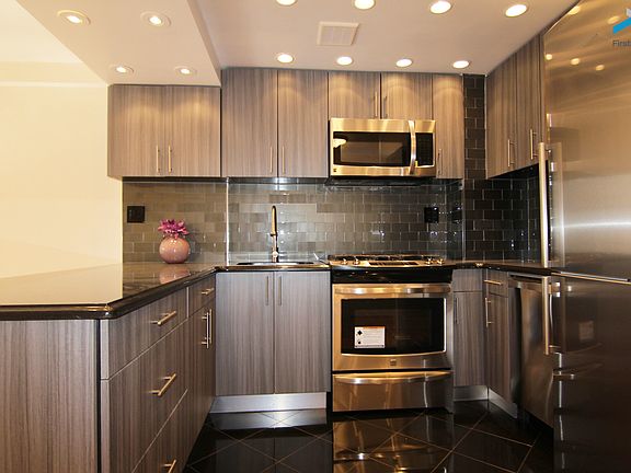 4th image of 141 E 89th St APT 6C