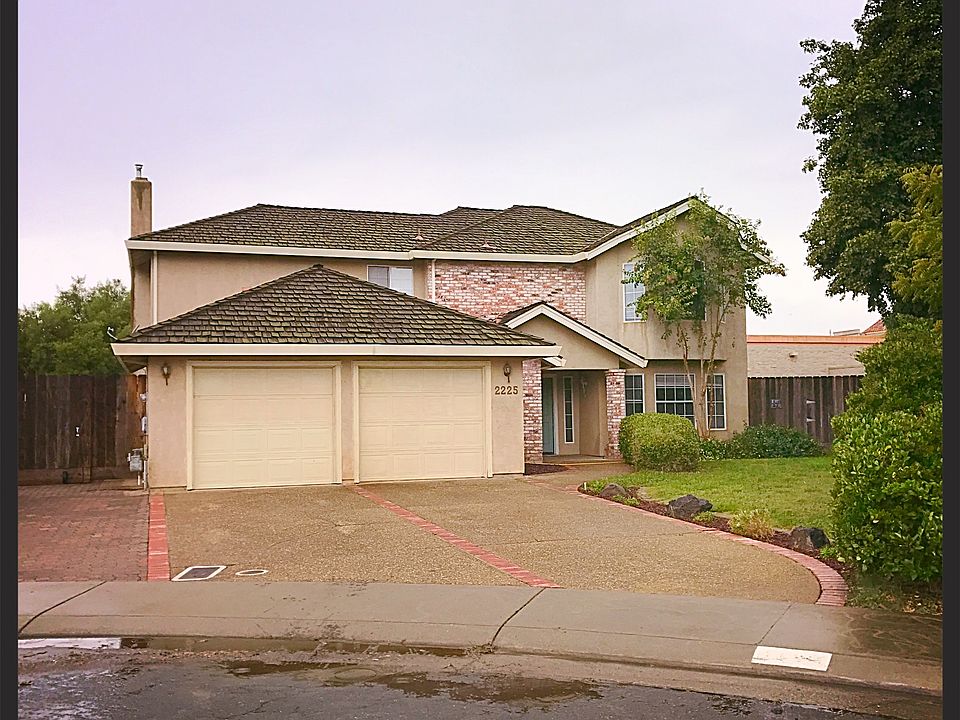 1st image of 2225 Chaparral Ct