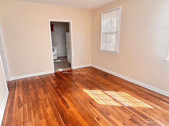 2nd image of 3233-3235 Post St