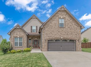 404 Sedgwick Ln, Clarksville, TN 37043