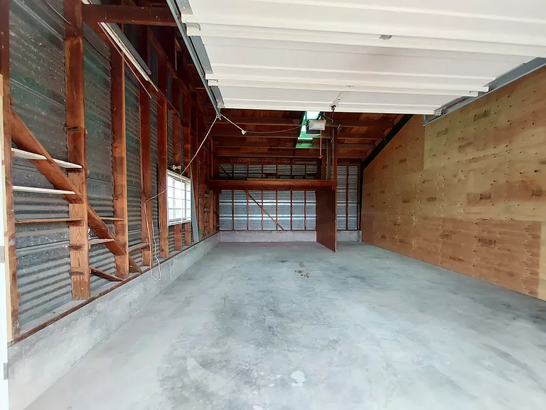 67th Ave NE — Photo 7