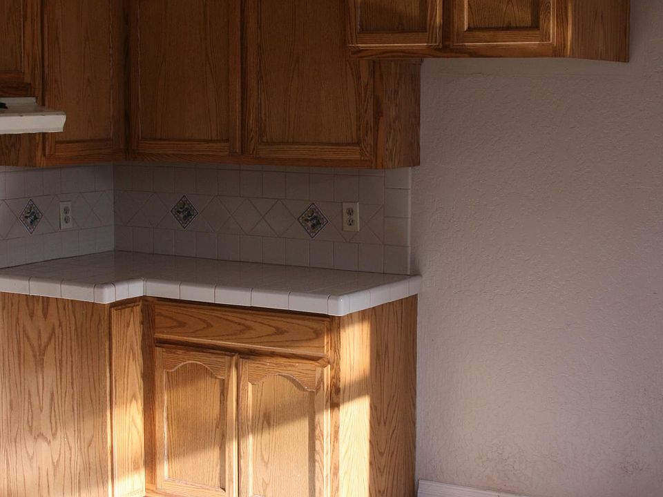 1st image of 1720 Club Dr