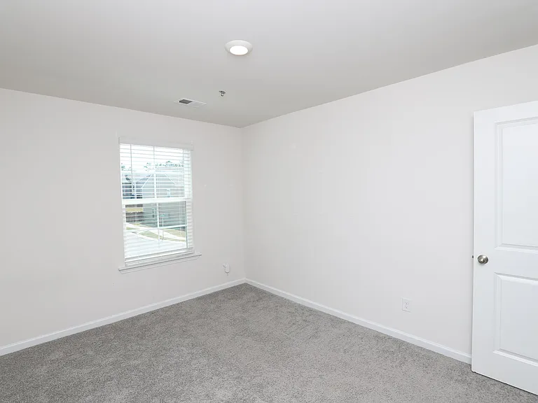 352 Sandbach Rd — Photo 68
