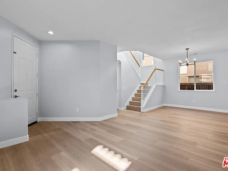 30311 Ashfield Ct — Photo 5