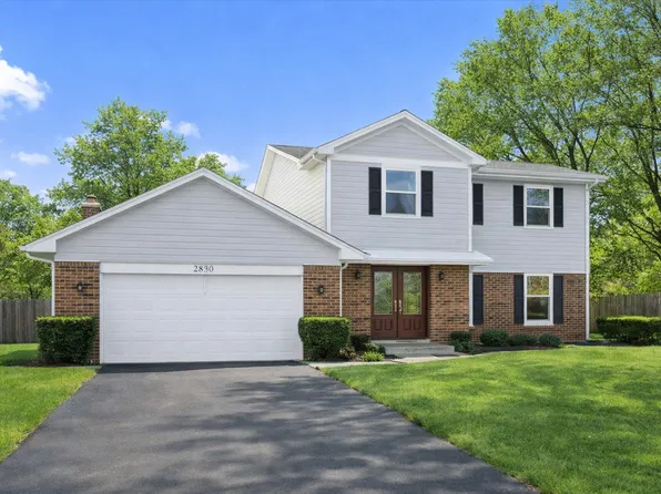 2830 Lexington Ln, Highland Park, IL 60035