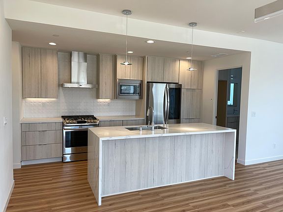 Spacious open concept kitchen