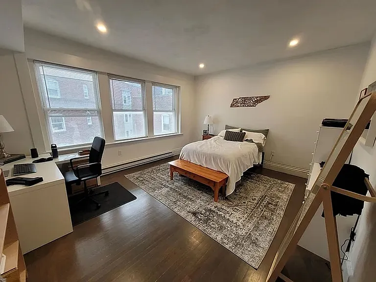1408 Beacon St #3 — Photo 7