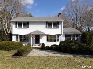 223 Carriage Drive, Middlebury, CT